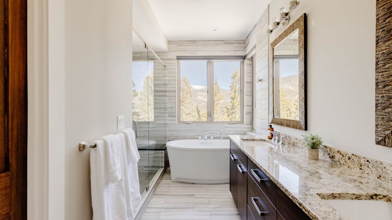 Photo of Bathroom in Bailey