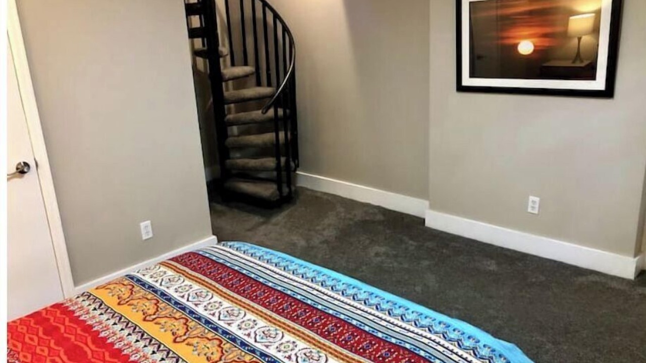 Photo of Bedroom in Five Points