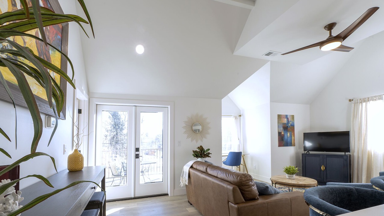 Photo of Livingroom in Morse Park