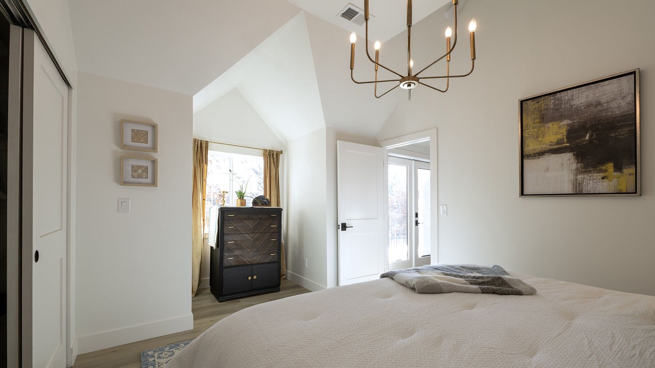 Photo of Bedroom in Morse Park