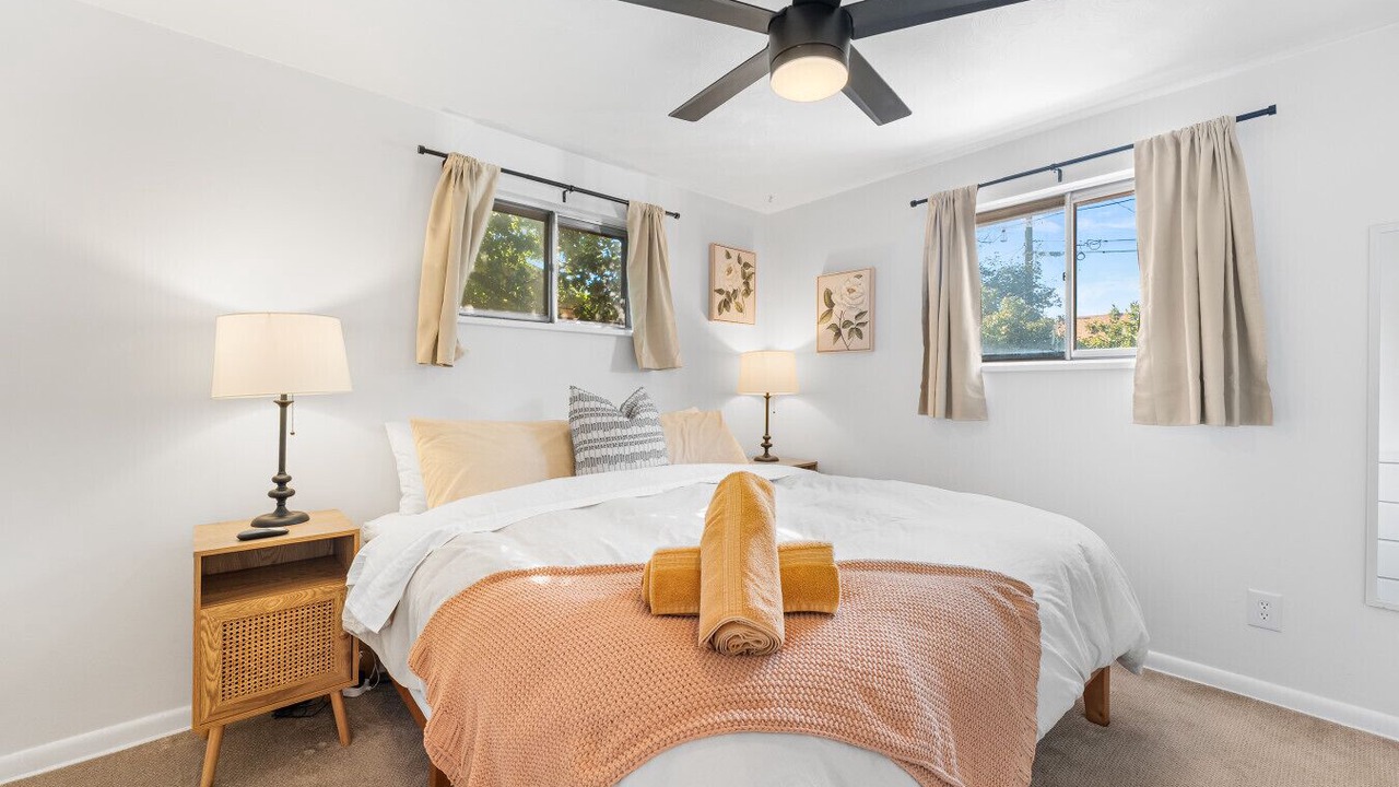 Photo of Bedroom in Aurora Hills