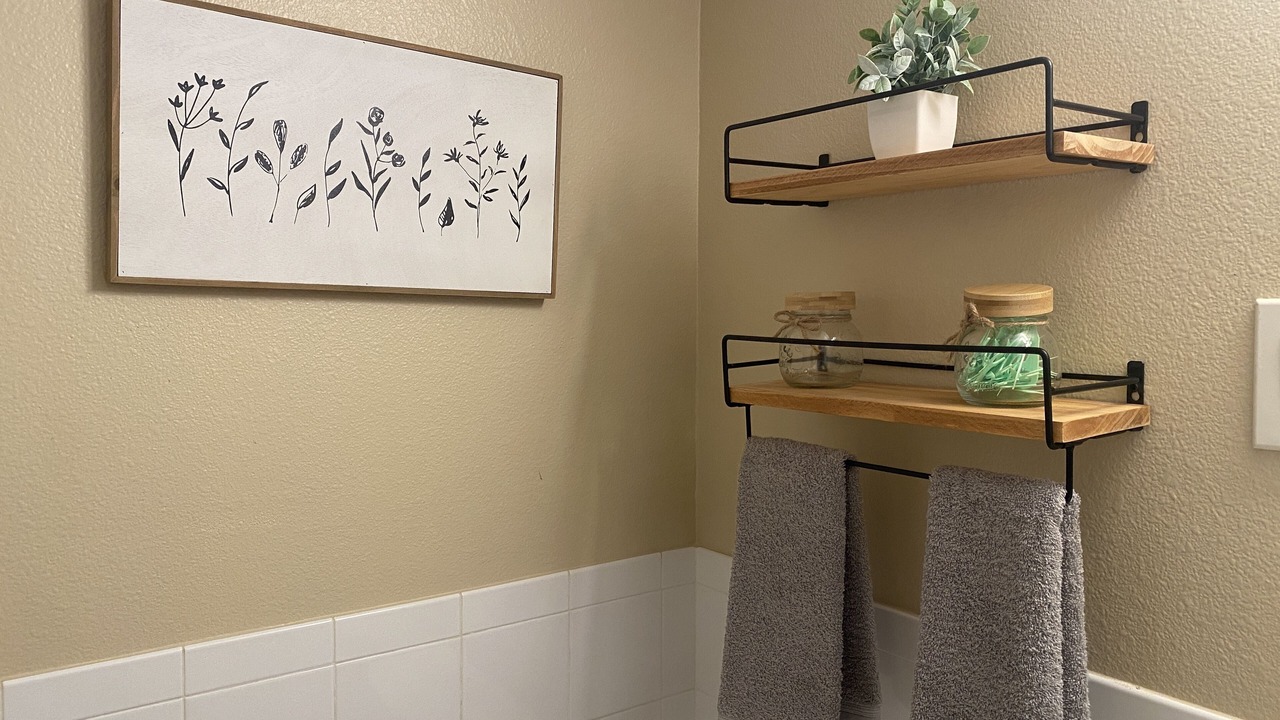 Photo of Bathroom in Aurora