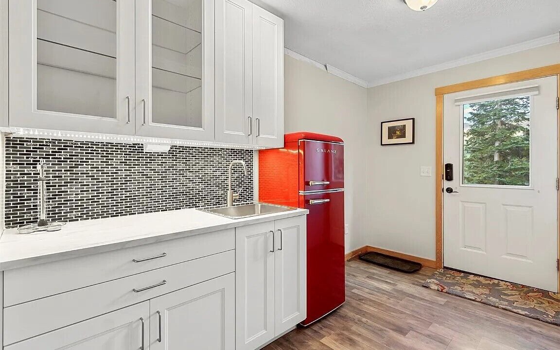 Photo of Kitchen in Quandary Village