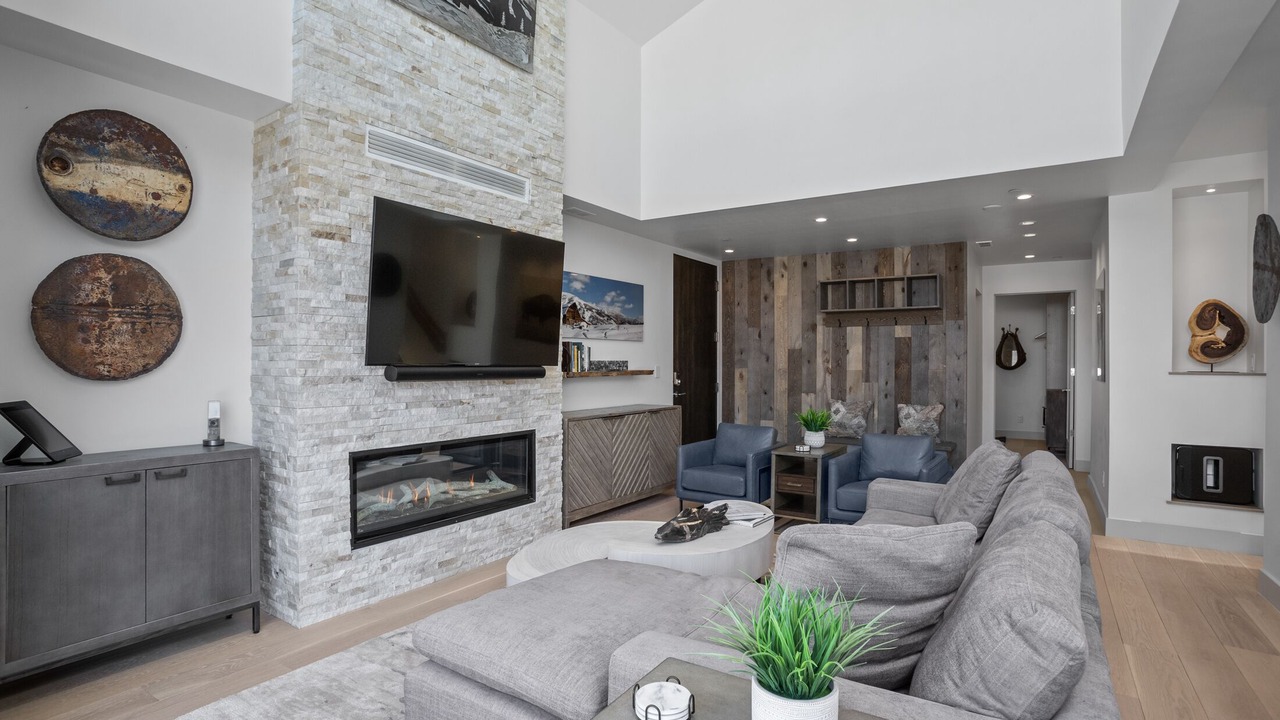 Photo of Livingroom in Downtown Steamboat Springs
