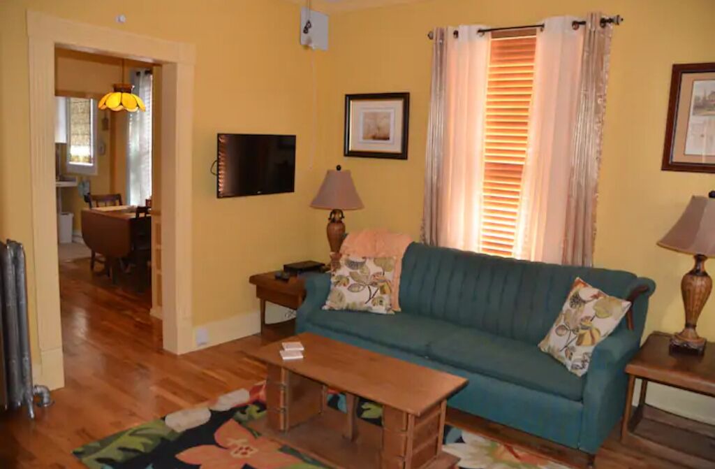 Photo of Livingroom in Central Colorado Springs