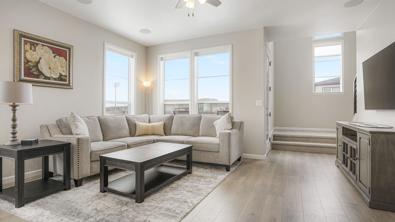 Photo of Livingroom in Castle Rock