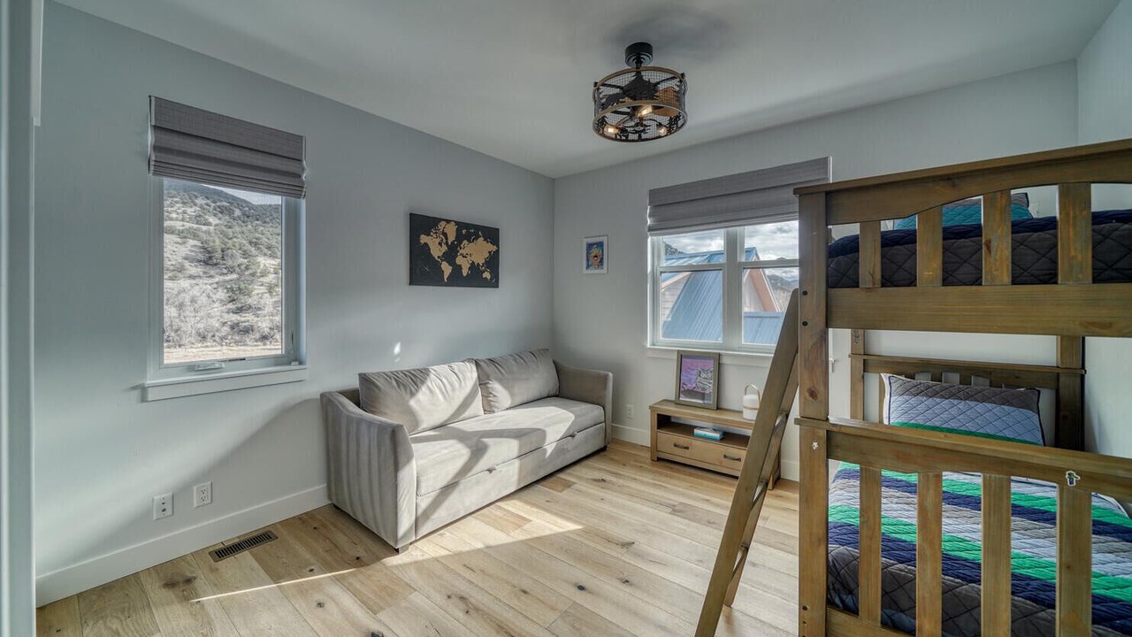 Photo of Bedroom in Salida