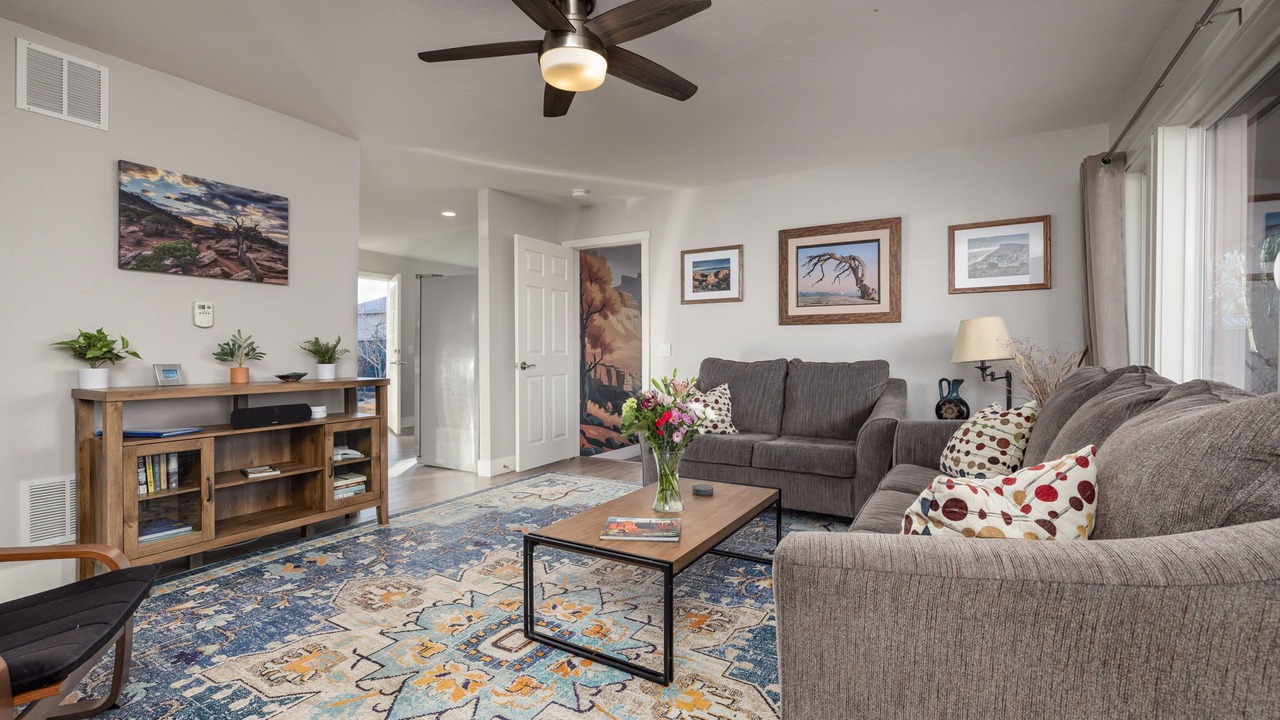Photo of Livingroom in Fruita