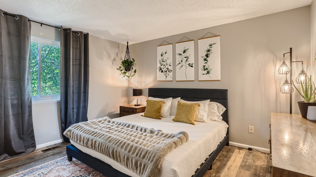 Photo of Bedroom in Longmont