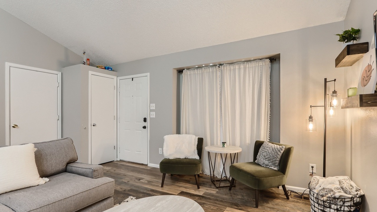 Photo of Livingroom in Longmont