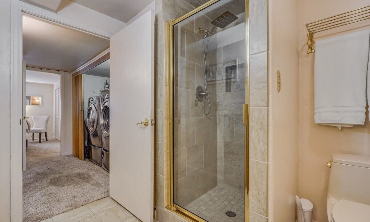 Photo of Bathroom in Cascade-Chipita Park