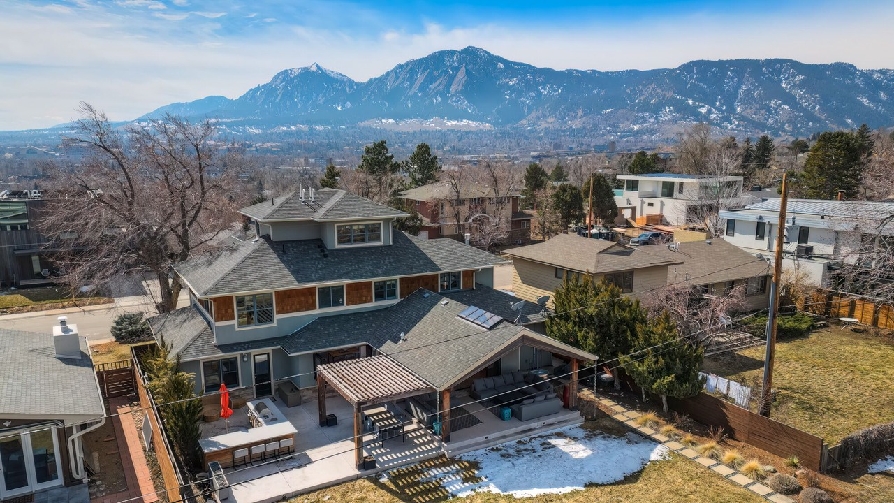 Photo of Outdoor in Panorama Heights