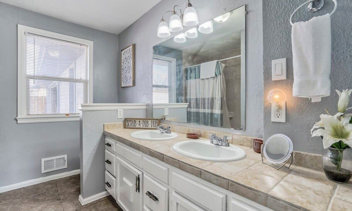 Photo of Bathroom in Southeast Colorado Springs