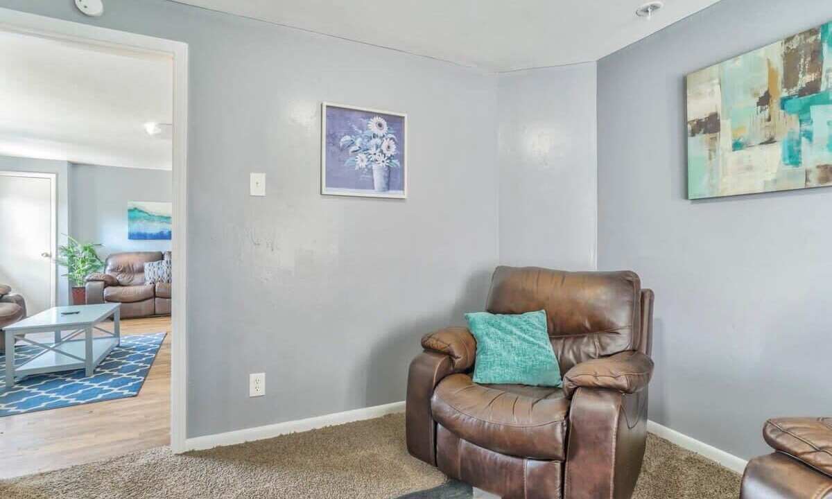 Photo of Livingroom in Southeast Colorado Springs