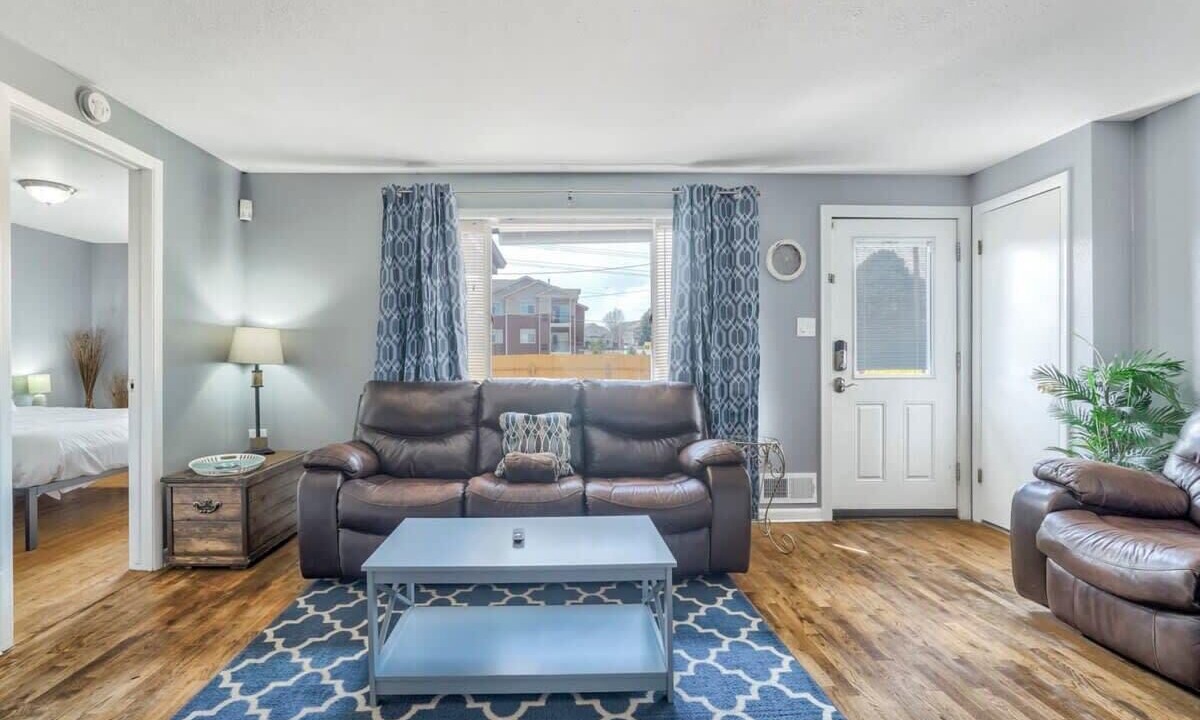 Photo of Livingroom in Southeast Colorado Springs