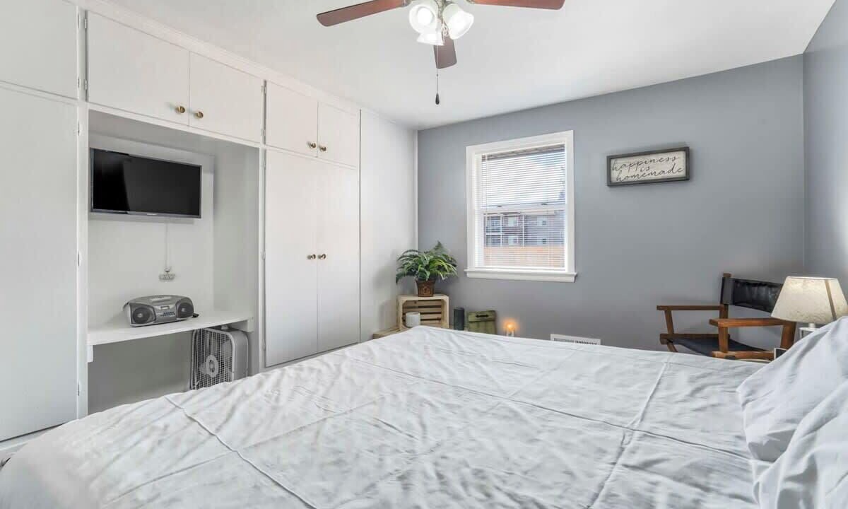Photo of Bedroom in Southeast Colorado Springs