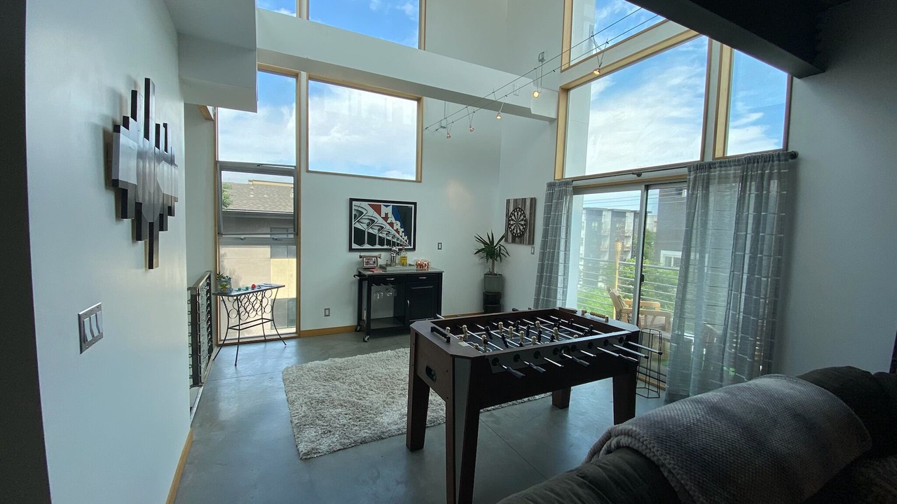 Photo of Livingroom in Highland