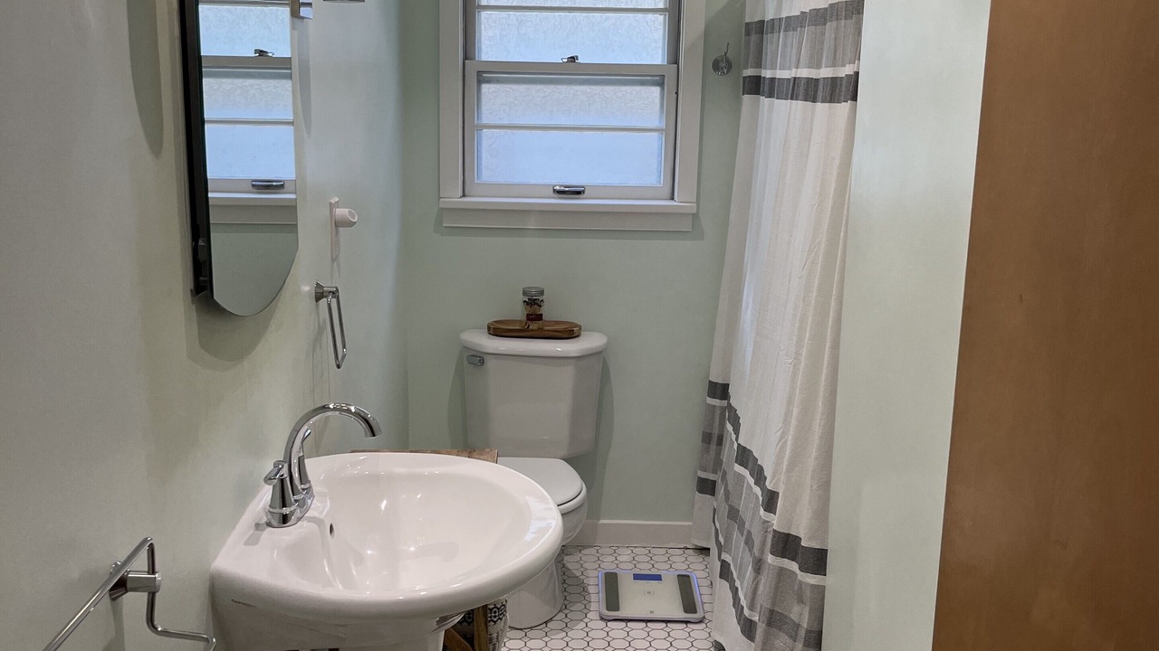 Photo of Bathroom in Newlands
