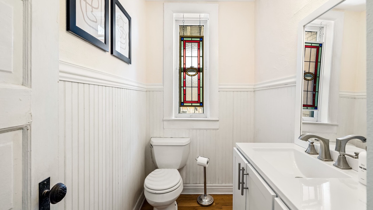 Photo of Bathroom in Congress Park