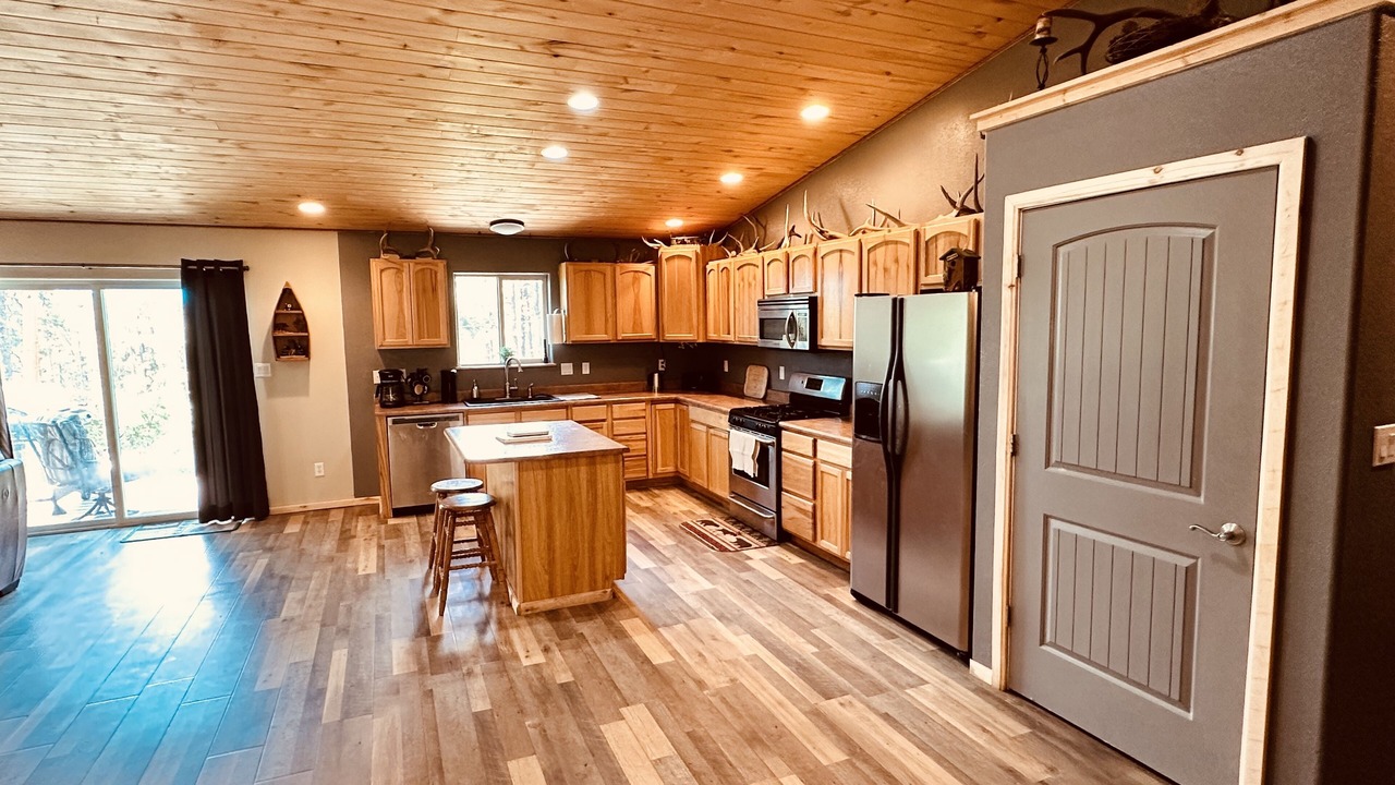 Photo of Kitchen in Forest Lakes