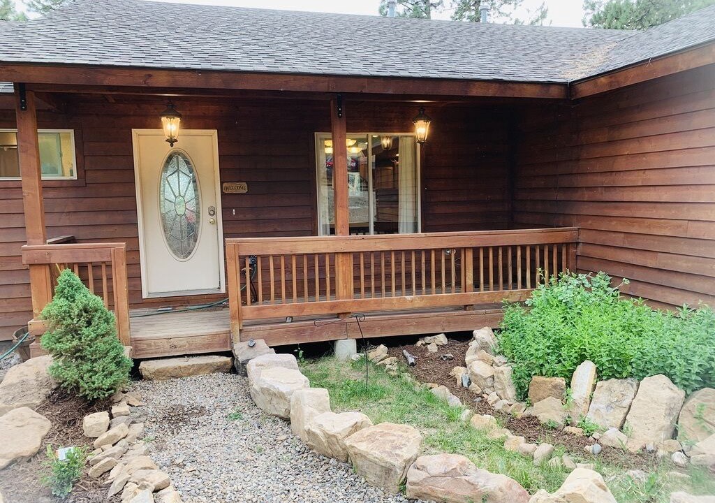 Photo of Outdoor in Forest Lakes