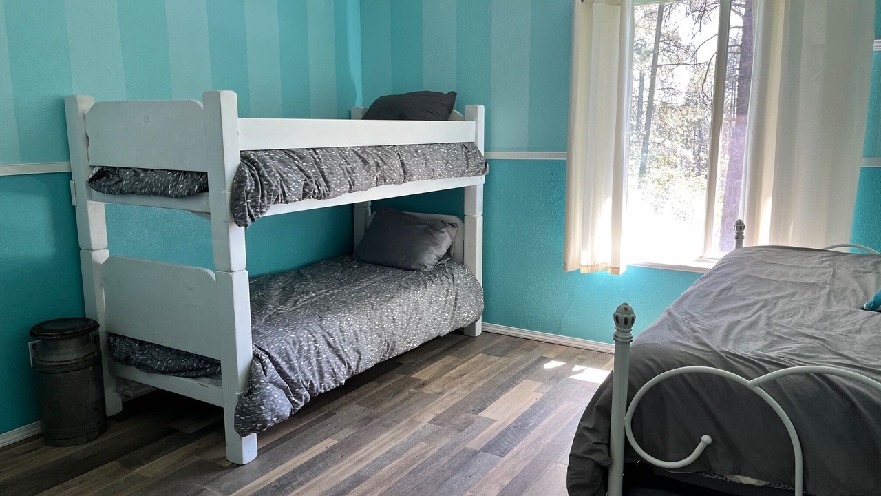 Photo of Bedroom in Forest Lakes