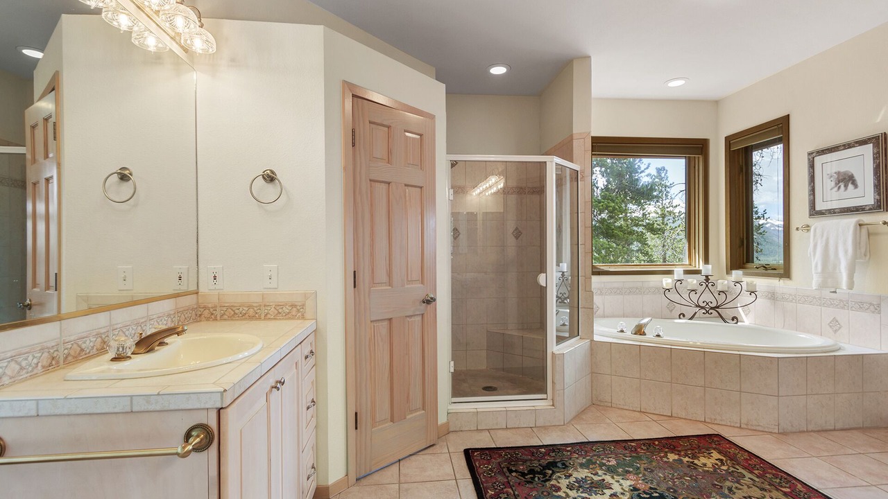 Photo of Bathroom in Baldy Mountain