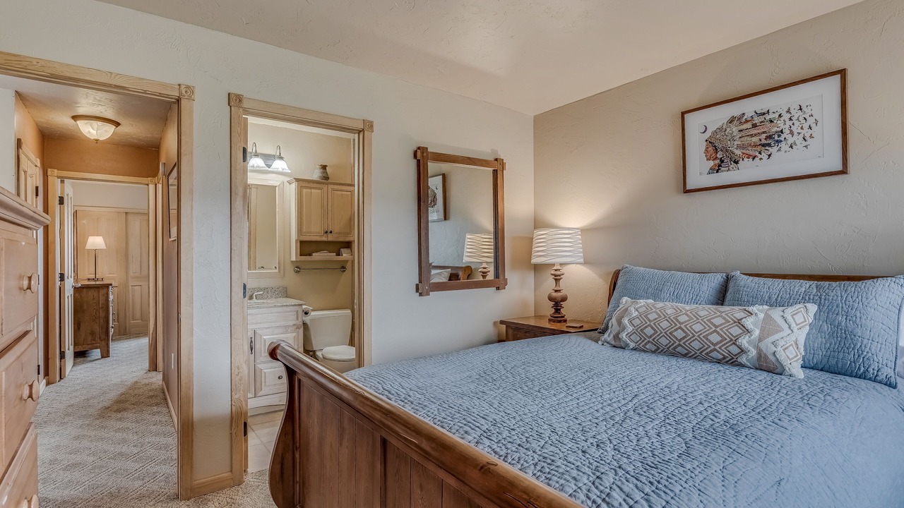 Photo of Bedroom in Clark