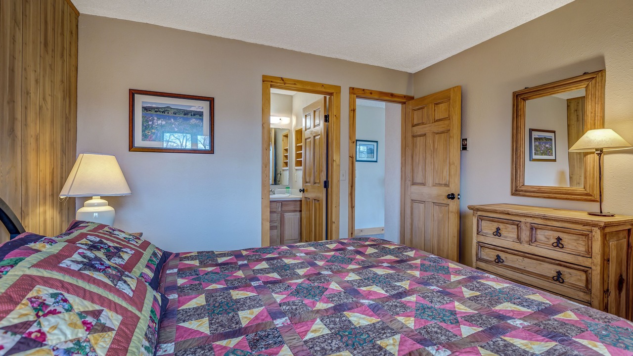 Photo of Bedroom in Clark