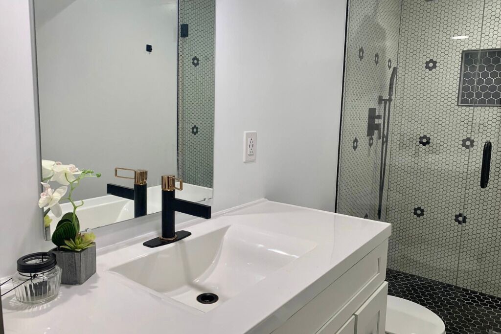 Photo of Bathroom in Barths
