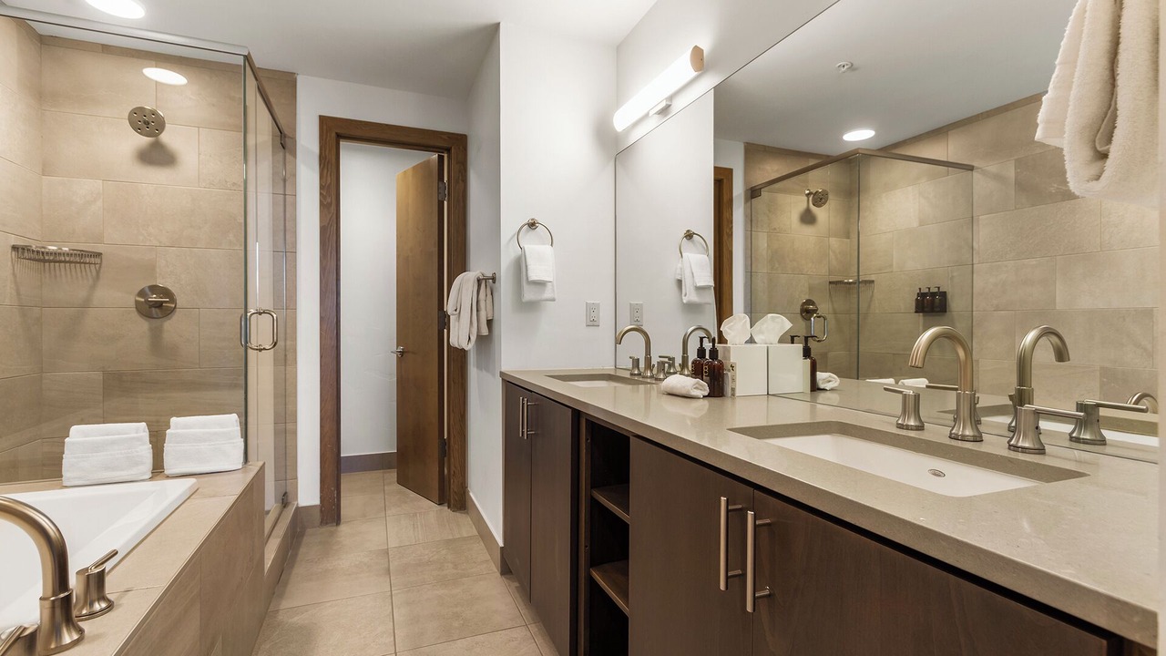 Photo of Bathroom in Boulder Ridge