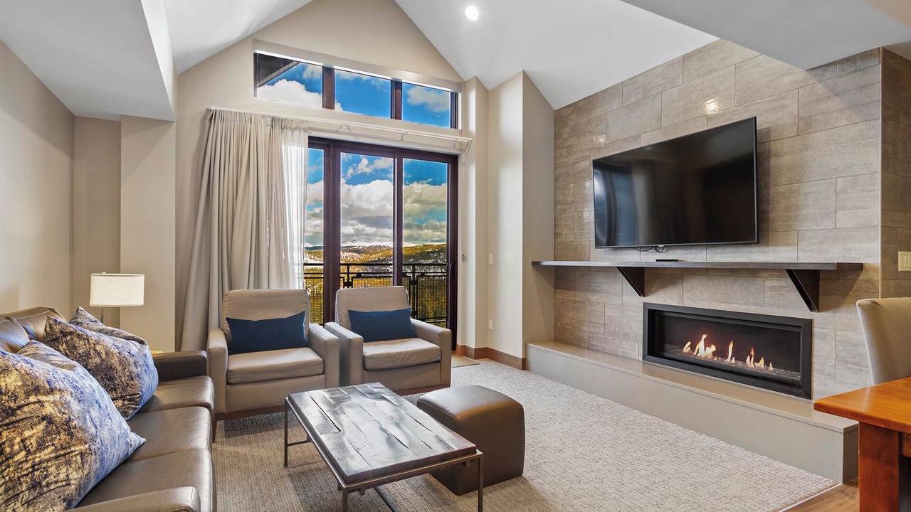 Photo of Livingroom in Boulder Ridge