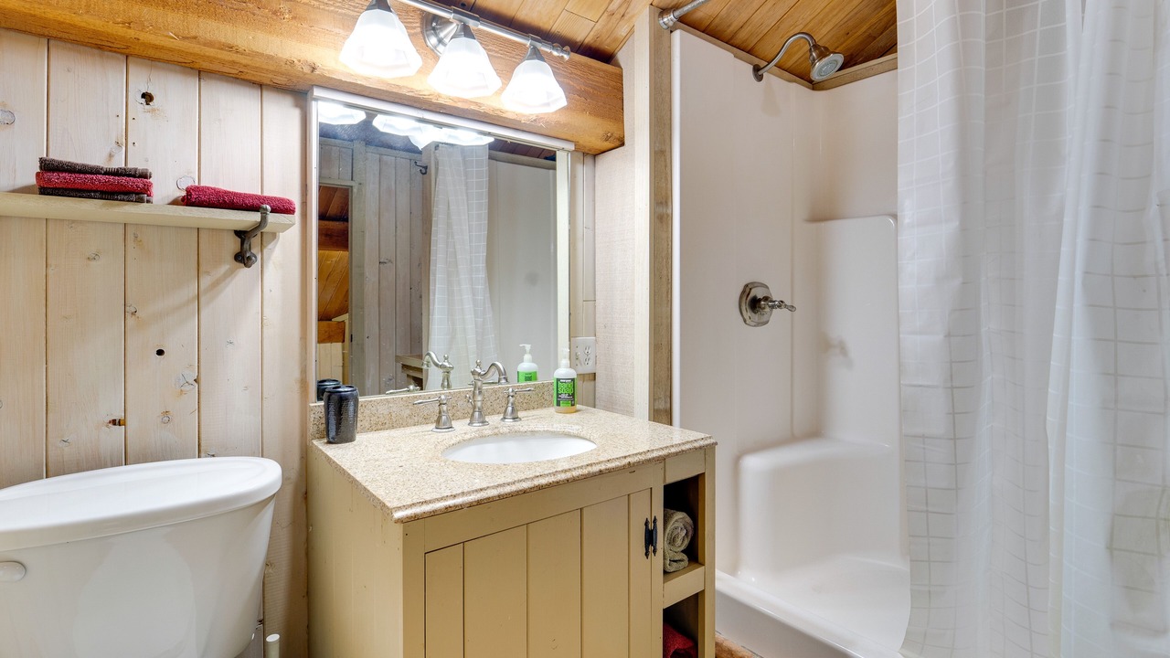 Photo of Bathroom in Bayfield