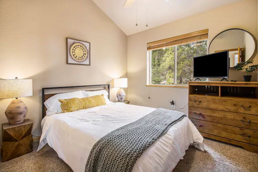 Photo of Bedroom in Valley of the Sun