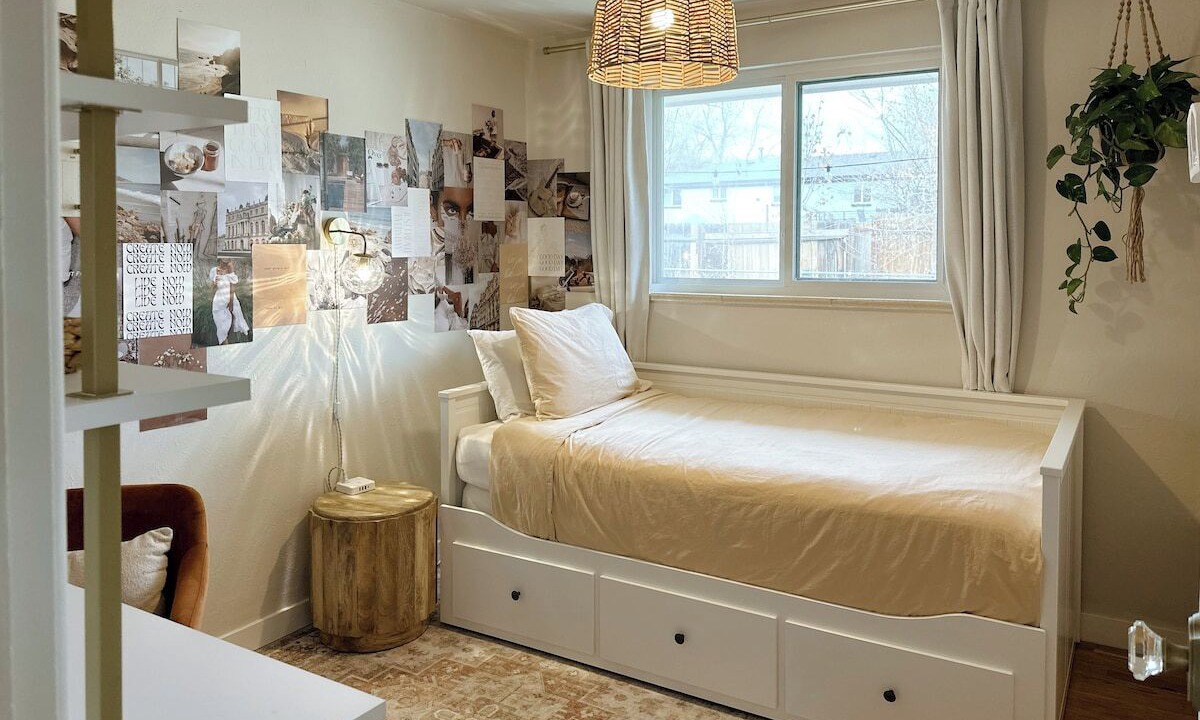 Photo of Bedroom in Scenic Heights