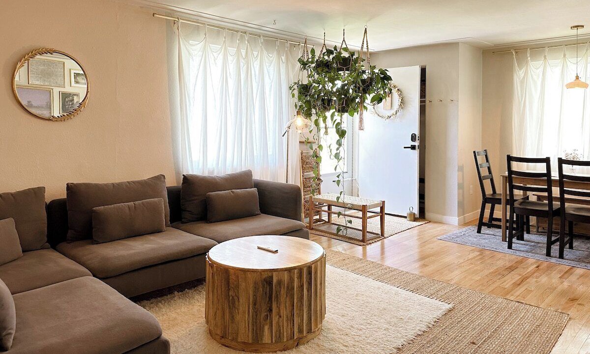 Photo of Livingroom in Scenic Heights