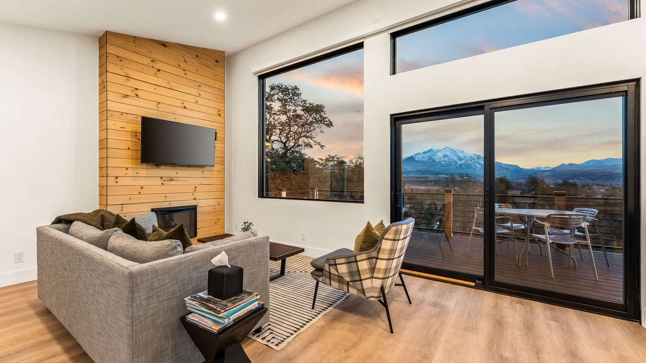 Photo of Livingroom in Carbondale