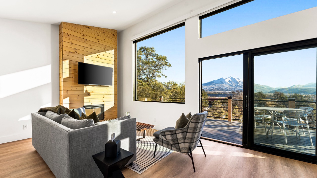 Photo of Livingroom in Carbondale