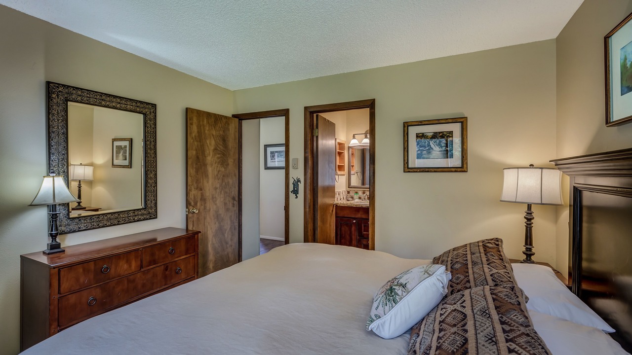 Photo of Bedroom in Clark