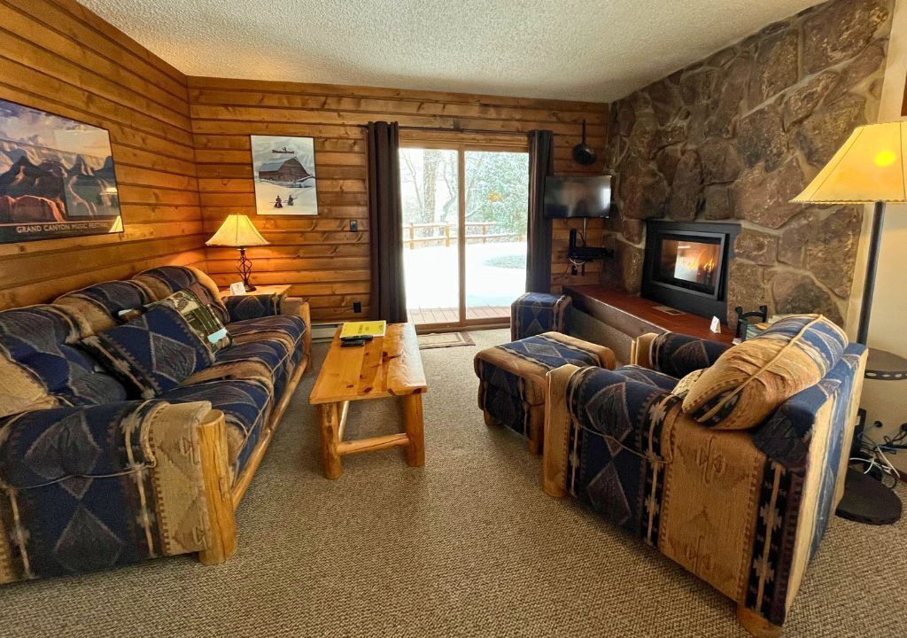 Photo of Livingroom in Clark