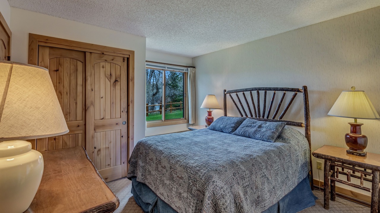 Photo of Bedroom in Clark