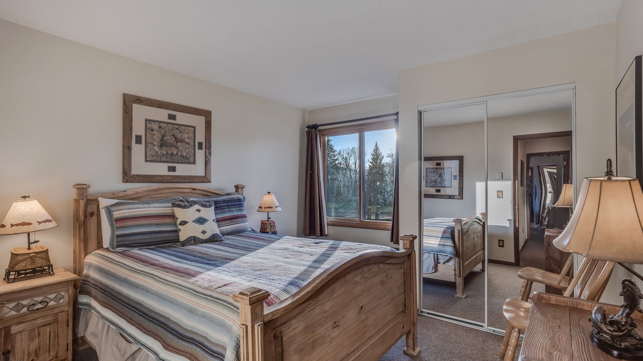 Photo of Bedroom in Clark