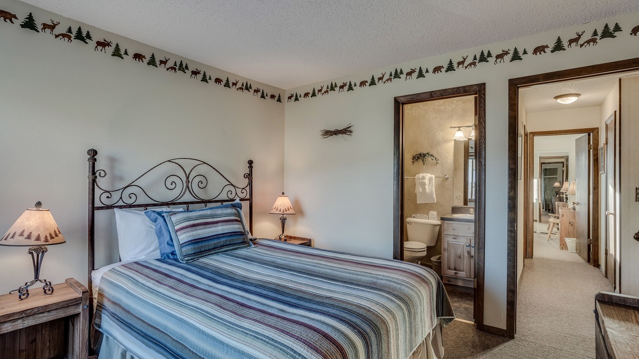 Photo of Bedroom in Clark