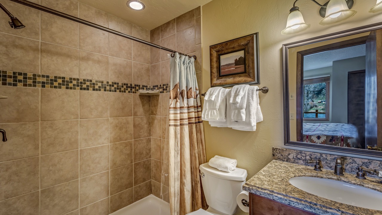 Photo of Bathroom in Clark