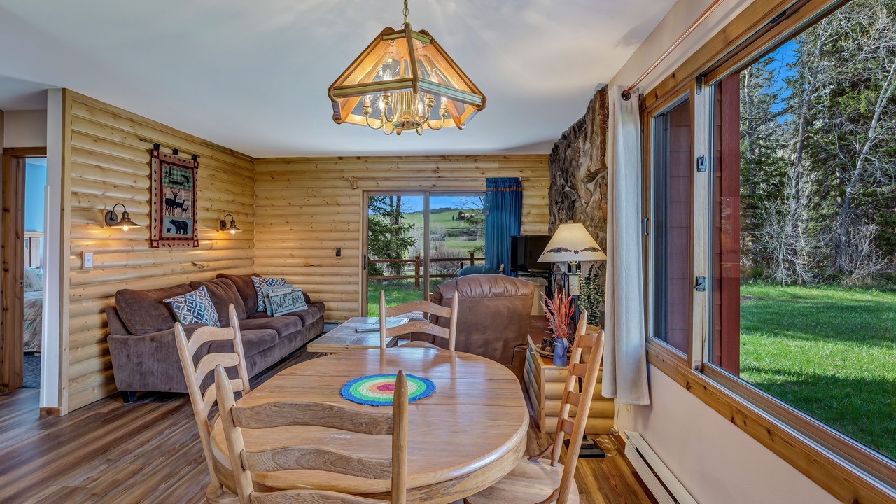 Photo of Livingroom in Clark