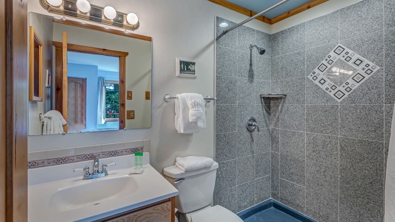 Photo of Bathroom in Clark