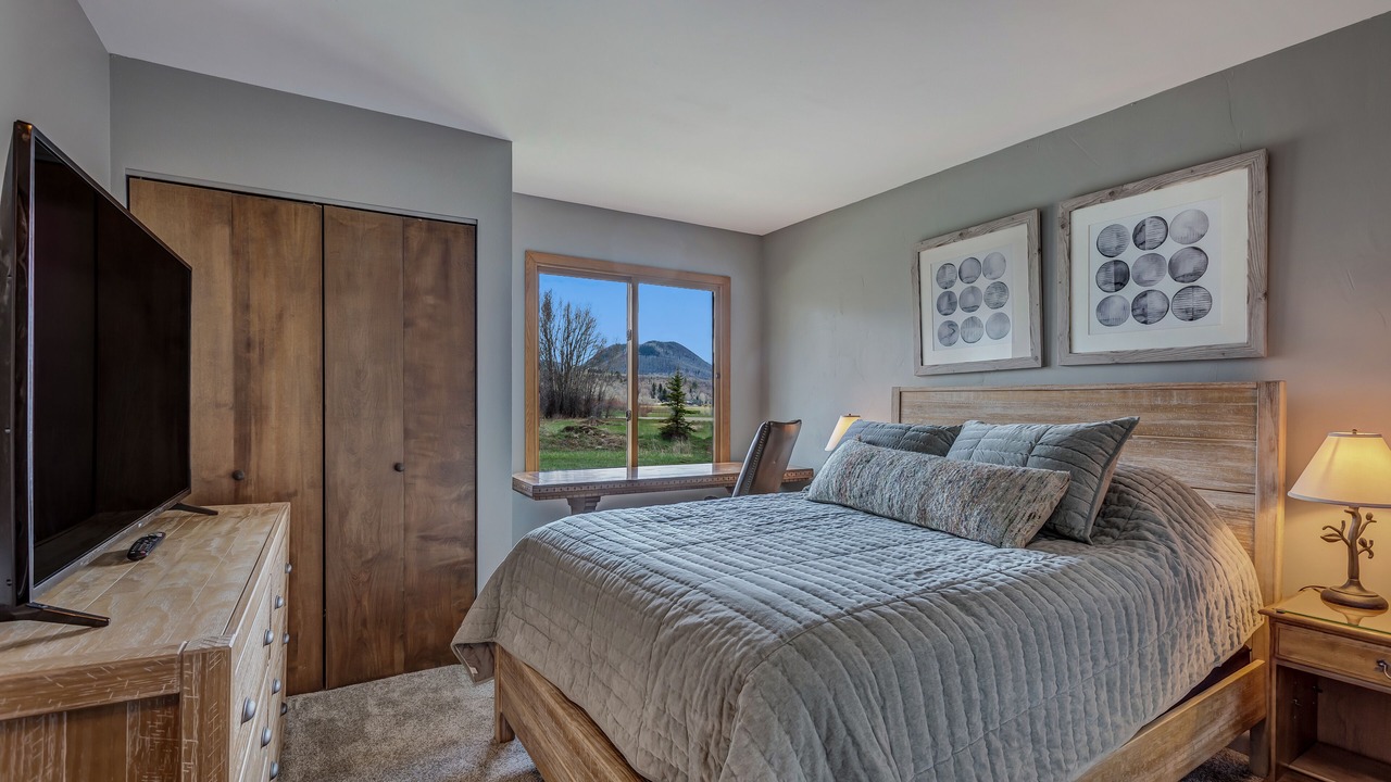 Photo of Bedroom in Clark