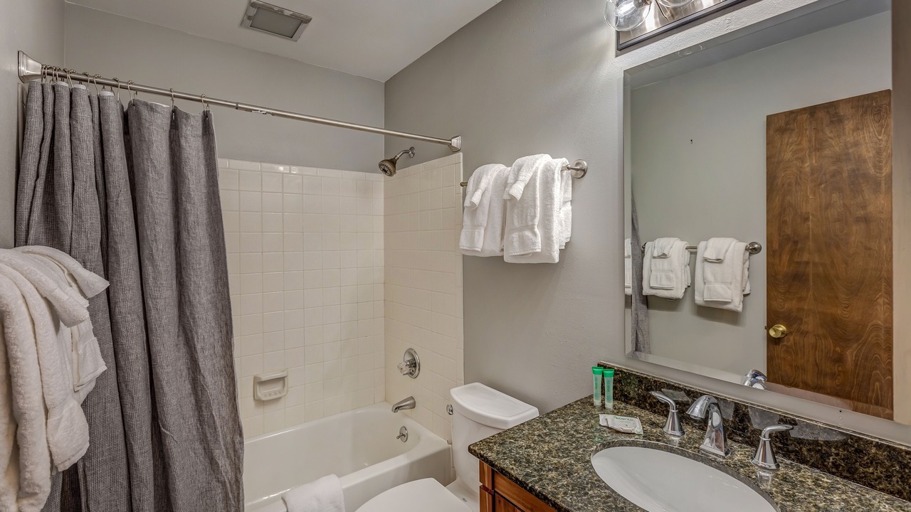 Photo of Bathroom in Clark