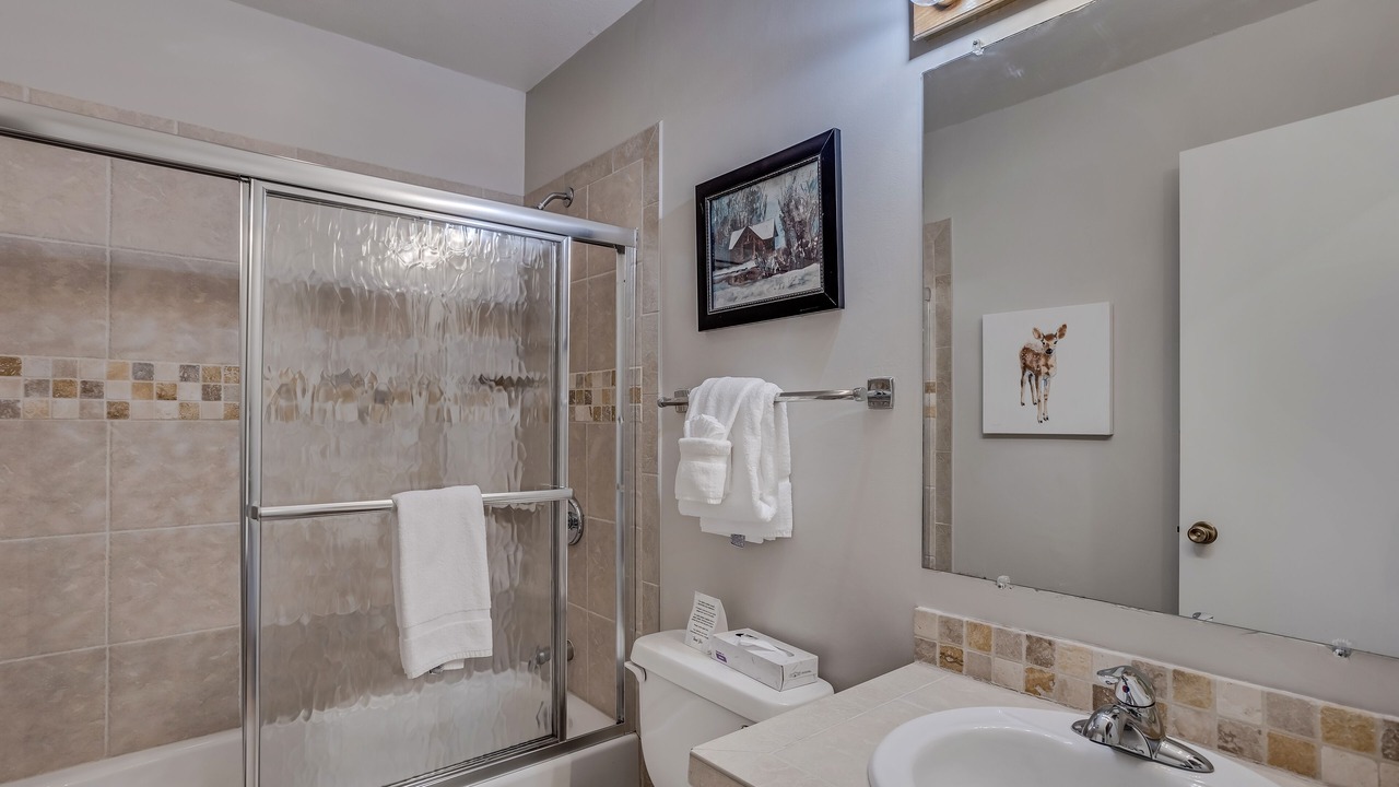 Photo of Bathroom in Clark
