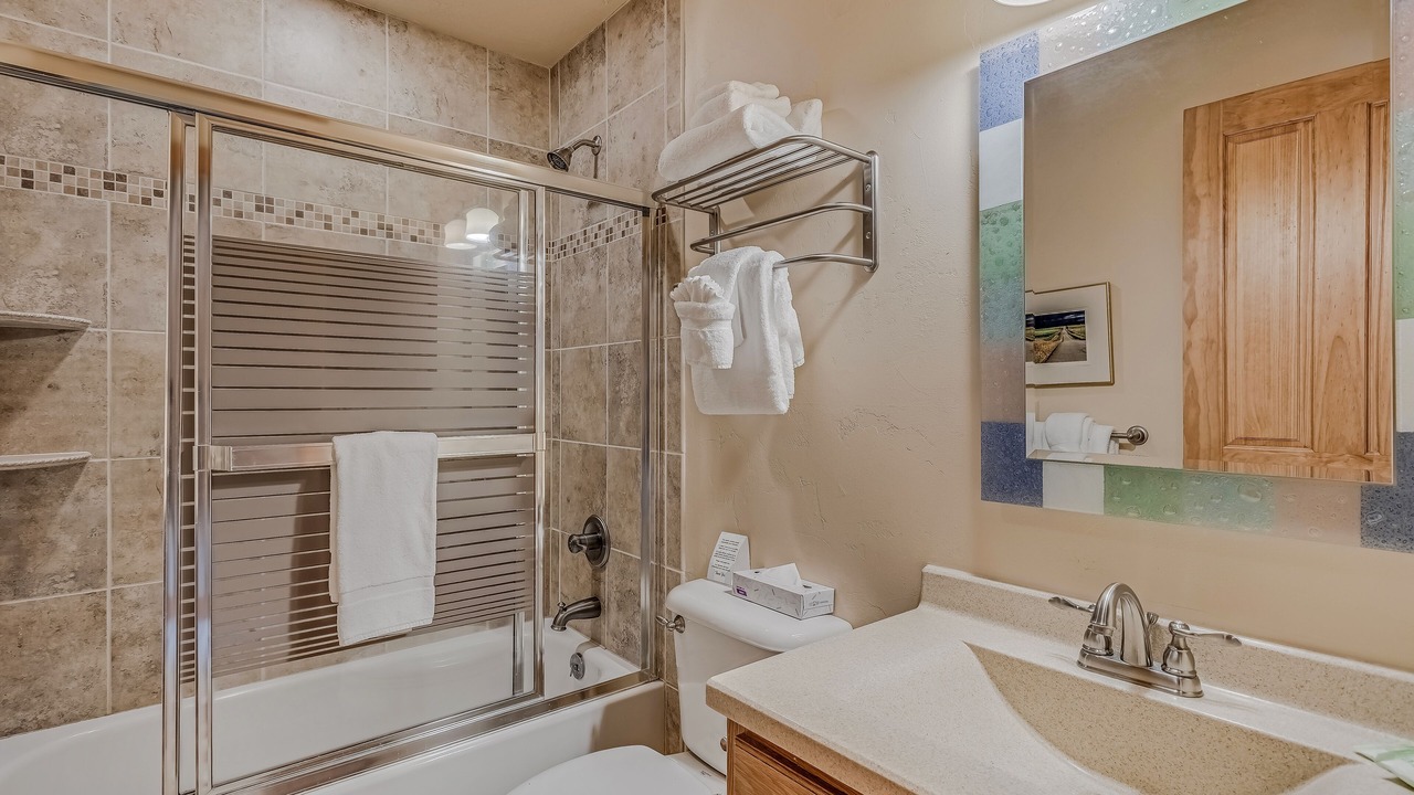 Photo of Bathroom in Clark